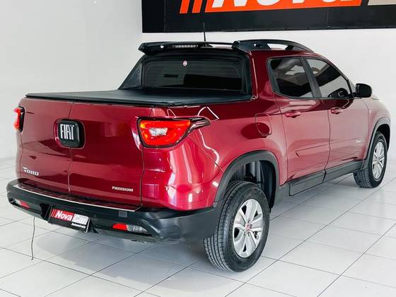 FIAT TORO 1.8 16V EVO FLEX FREEDOM AT6 FIAT TORO 1.8 16V EVO FLEX FREEDOM AT6